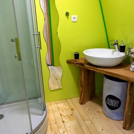 Glamping Health 3* Kamnik