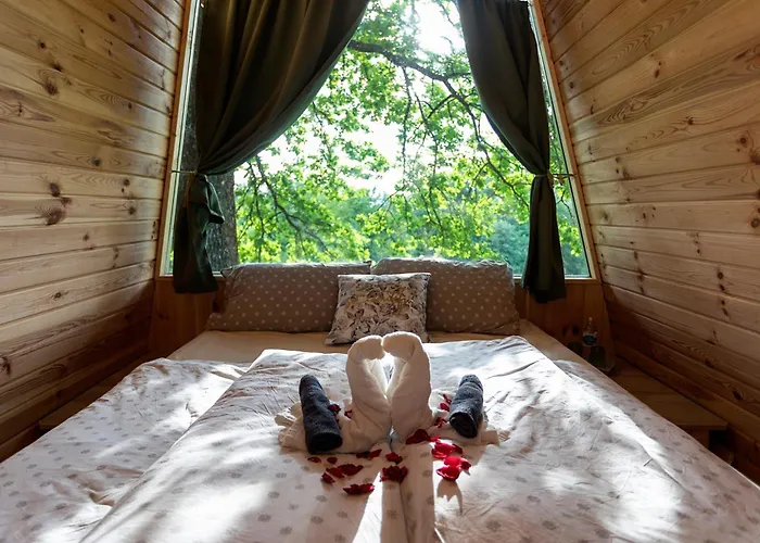 Glamping Health 3* Kamnik